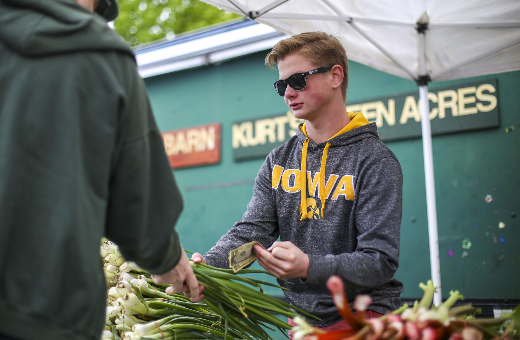 051119-qct-qca-farmers-market-016